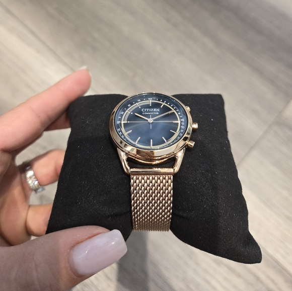 Women's citizen watch brand new - Picture 5 of 5